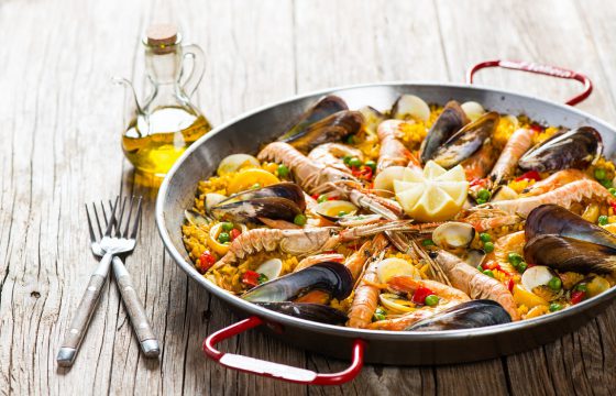 Paella traditionnelle espagnole