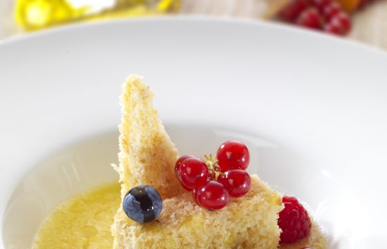 Soupe à l’ananas, gâteau au chocolat blanc